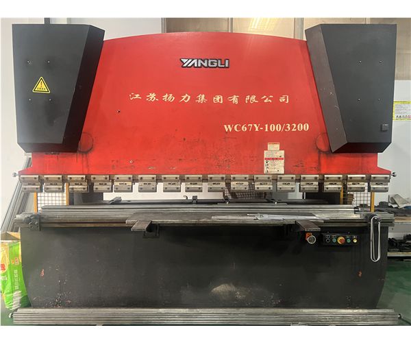 文物展柜生產(chǎn)設(shè)備