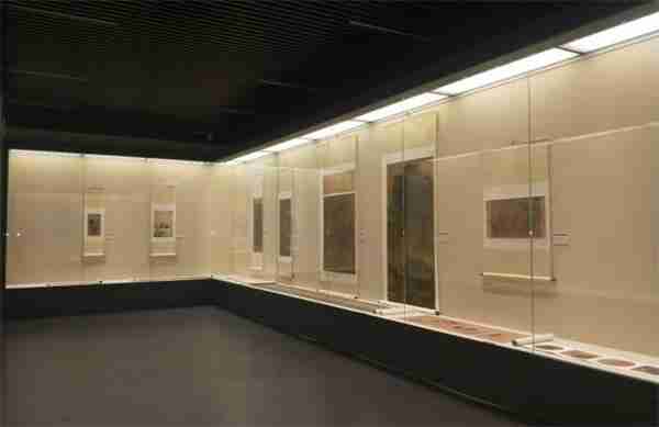 博物館展柜廠家應如何精妙布局網絡廣告投放