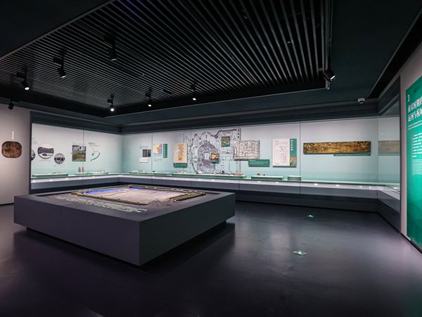 博物館沿墻通柜